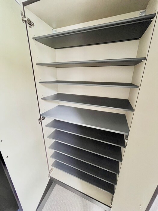 物件内観写真13　(靴箱)