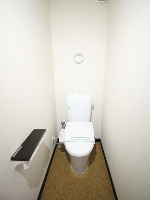 物件内観写真15　(トイレ)