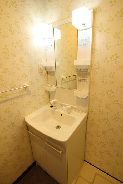 物件内観写真15　(洗面)