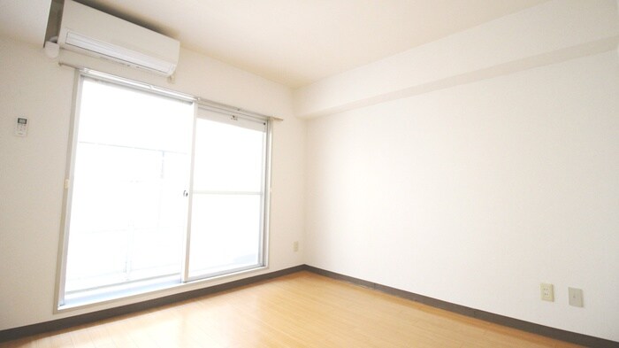 物件内観写真19　(居室)