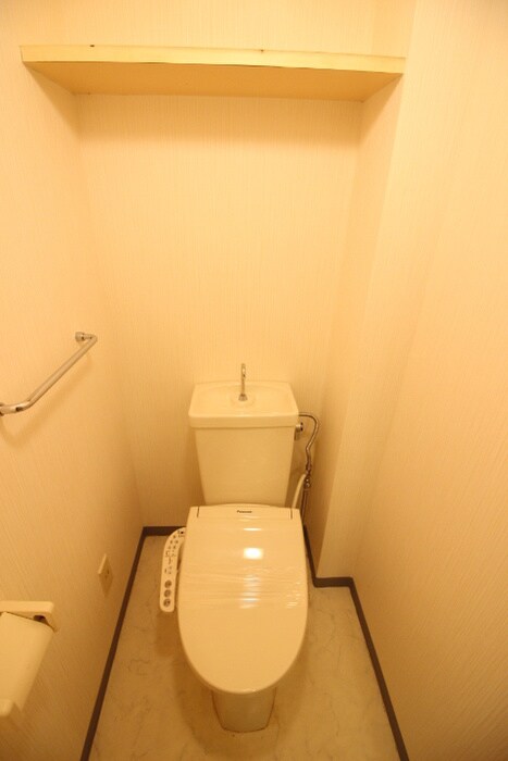 物件内観写真16　(トイレ)