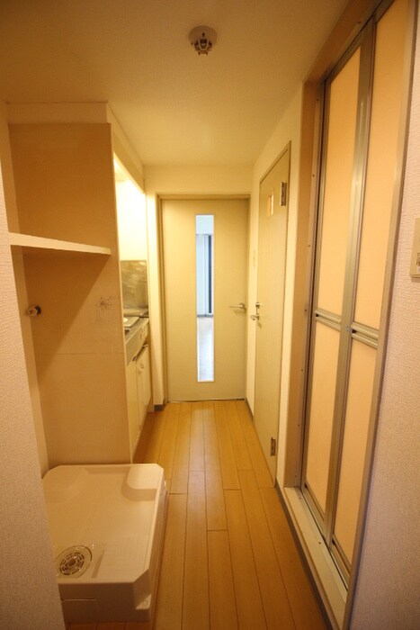 物件内観写真18　(廊下)