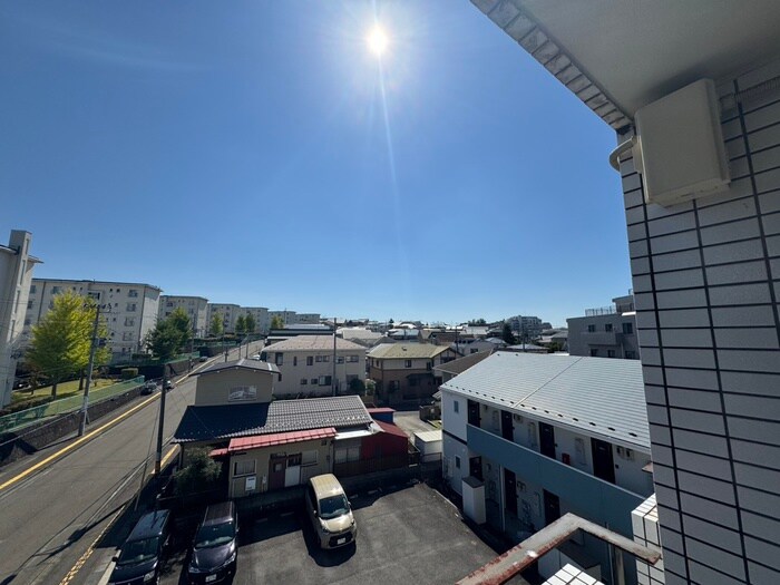 物件内観写真22　(室内からの展望)