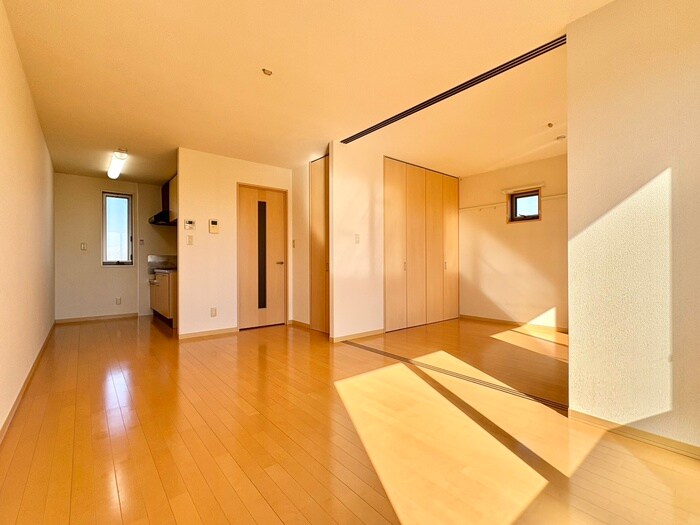 物件内観写真8　(居室)