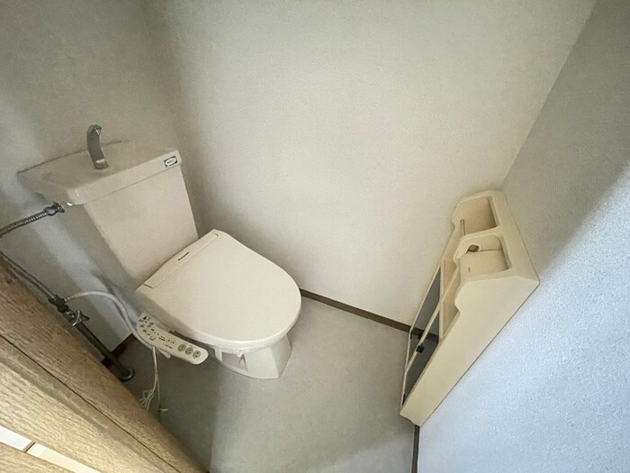 物件内観写真11　(トイレ)