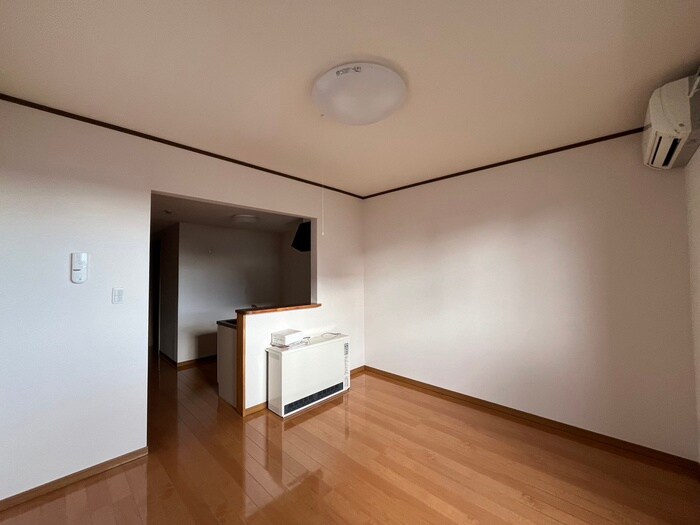 物件内観写真7　(居室)