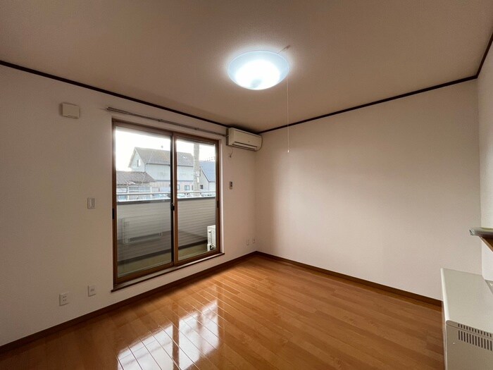 物件内観写真8　(居室)