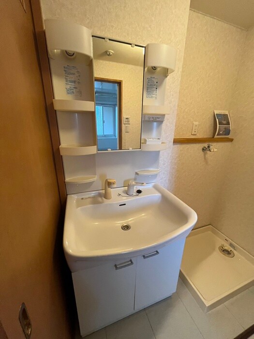 物件内観写真12　(洗面)