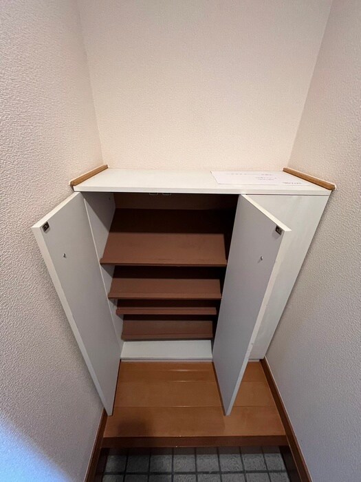 物件内観写真17　(靴箱)