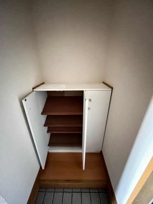 物件内観写真17　(靴箱)