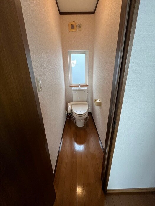 物件内観写真13　(トイレ)