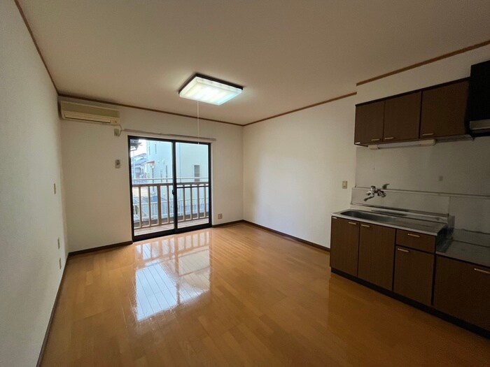 物件内観写真8　(居室)