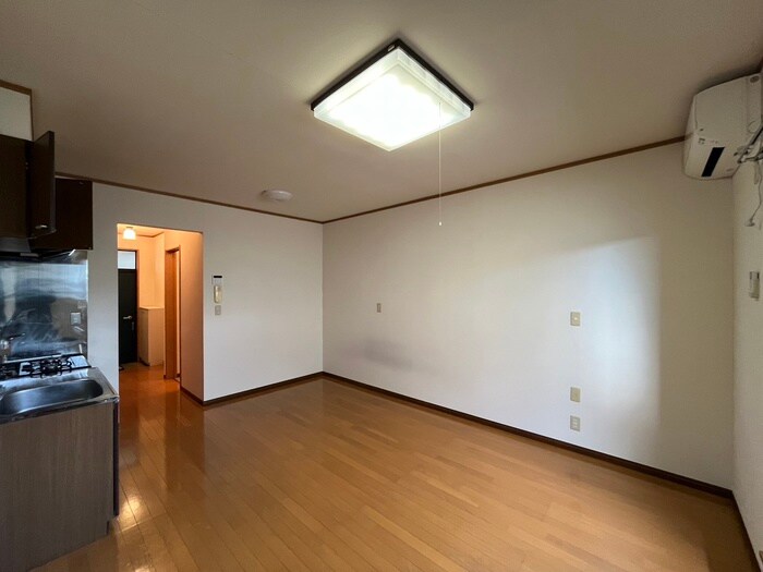 物件内観写真9　(居室)