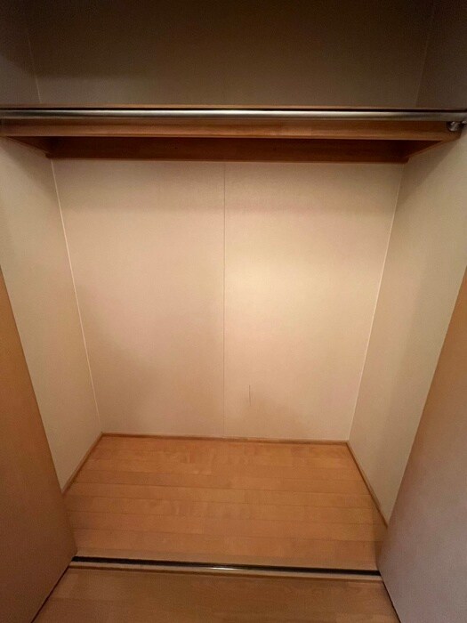 物件内観写真10　(収納)