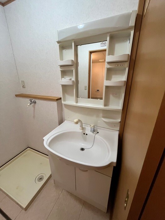 物件内観写真13　(洗面)