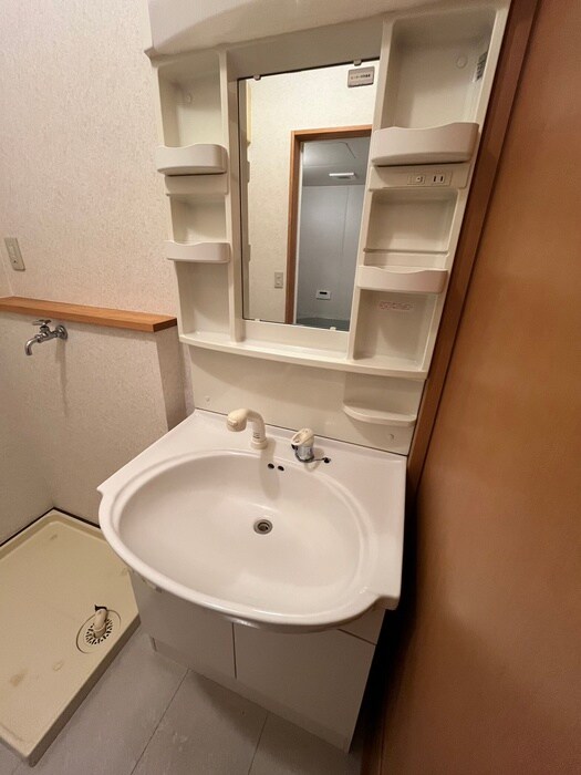 物件内観写真13　(洗面)