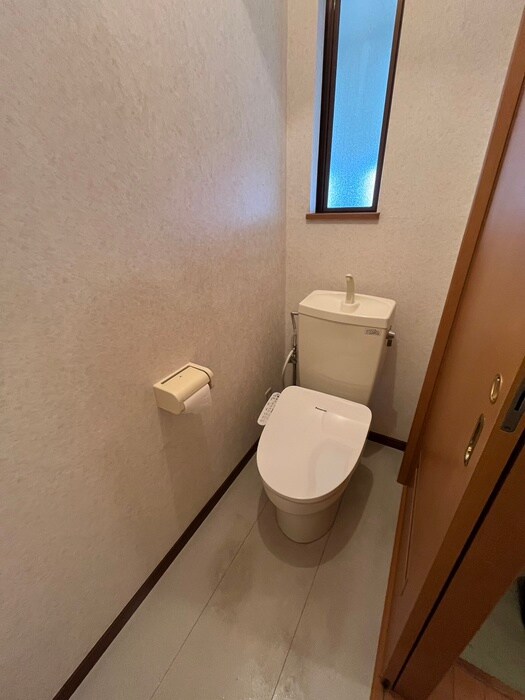 物件内観写真14　(トイレ)