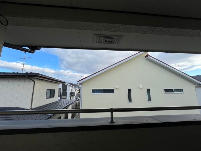 物件内観写真20　(室内からの展望)