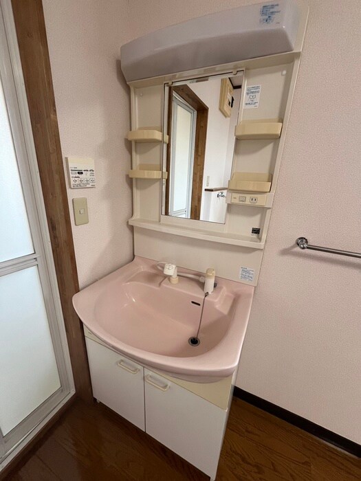 物件内観写真13　(洗面)