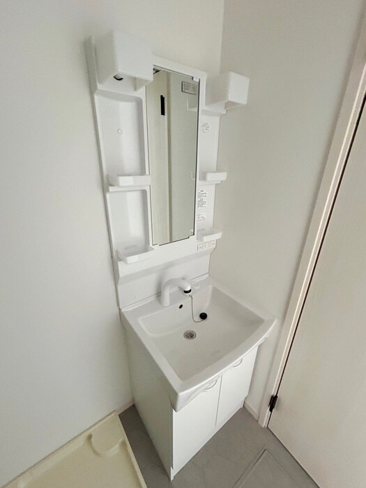 物件内観写真12　(洗面)