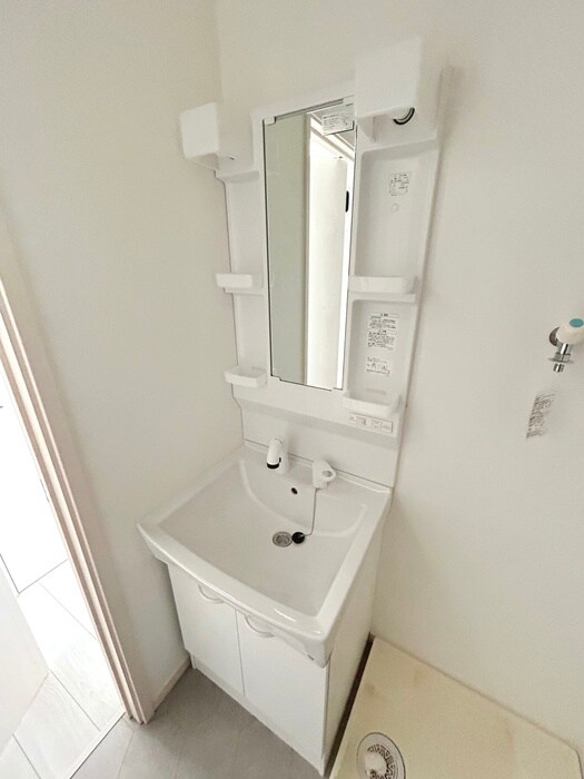 物件内観写真12　(洗面)