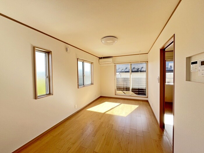 物件内観写真7　(居室)