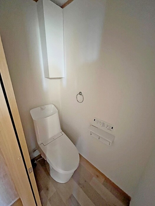 物件内観写真10　(トイレ)