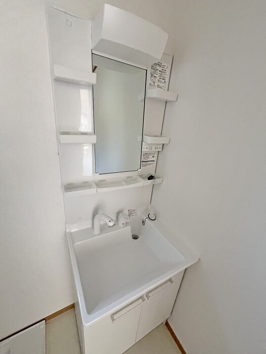 物件内観写真11　(洗面)