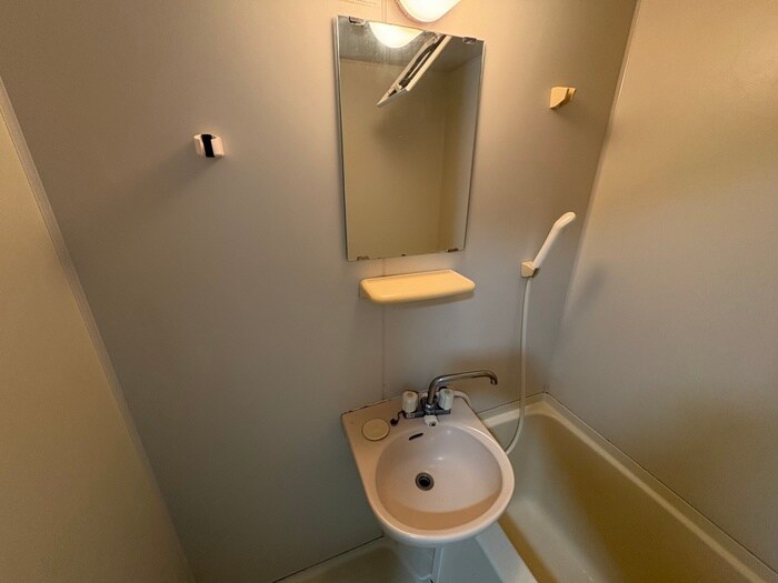 物件内観写真12　(洗面)