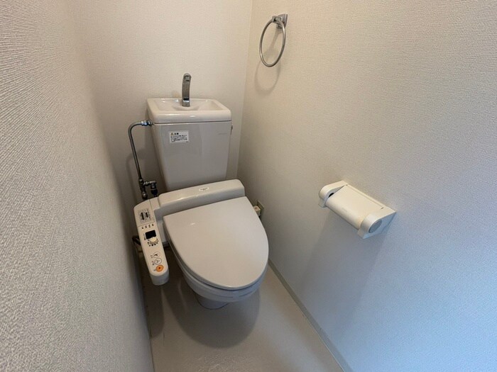 物件内観写真13　(トイレ)