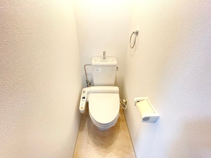 物件内観写真15　(トイレ)