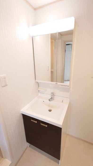 物件内観写真11　(洗面)