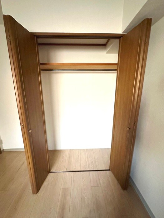 物件内観写真12　(収納)