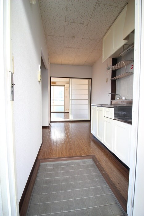 物件内観写真15　(廊下)