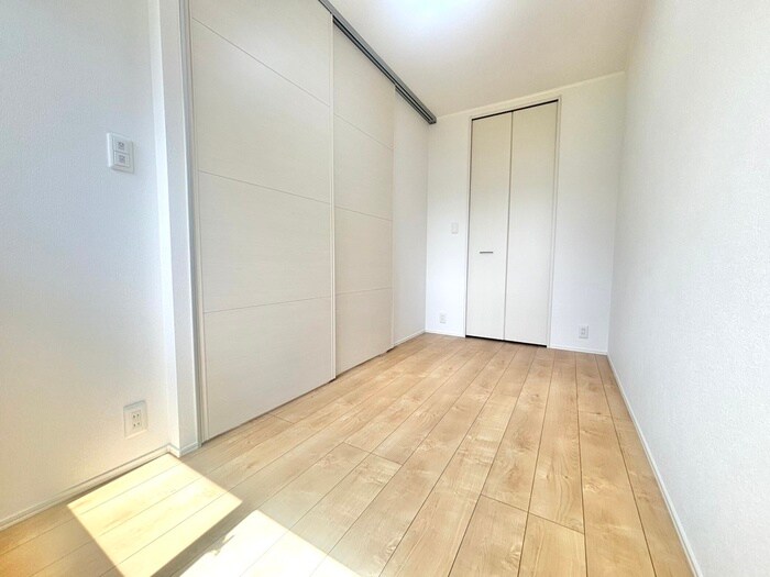 物件内観写真9　(居室)