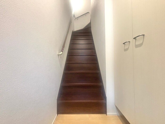 物件内観写真18　(廊下)