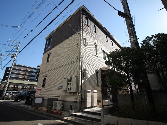 物件外観写真1　(外観写真)