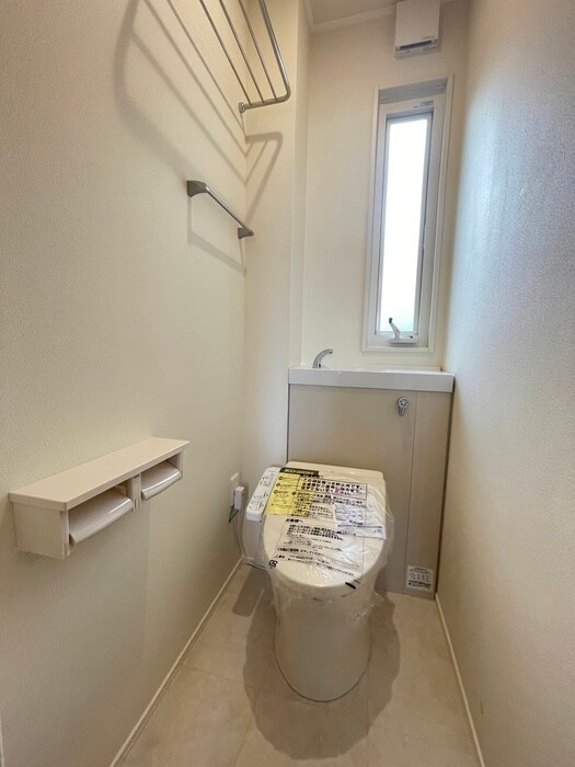 物件内観写真13　(トイレ)