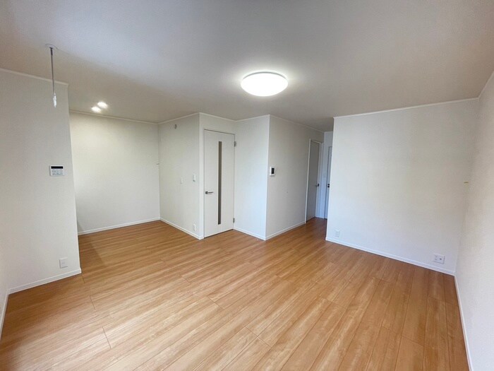 物件内観写真19　(居室)