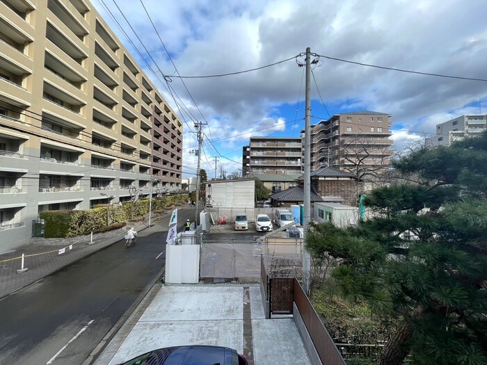 物件内観写真22　(室内からの展望)