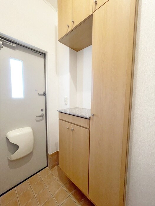 物件内観写真15　(靴箱)