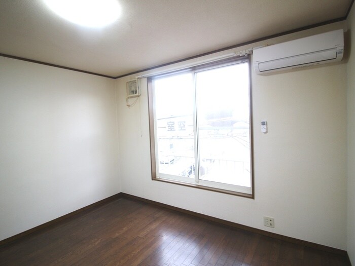 物件内観写真6　(居室)