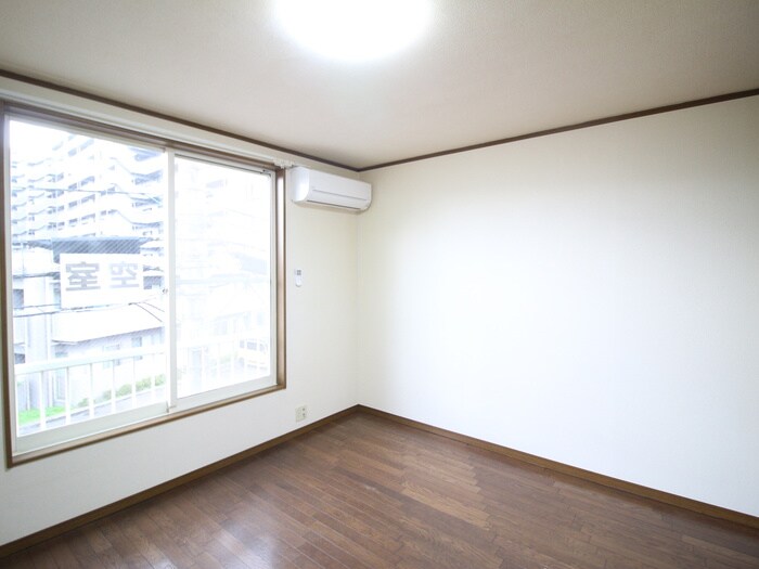 物件内観写真16　(居室)