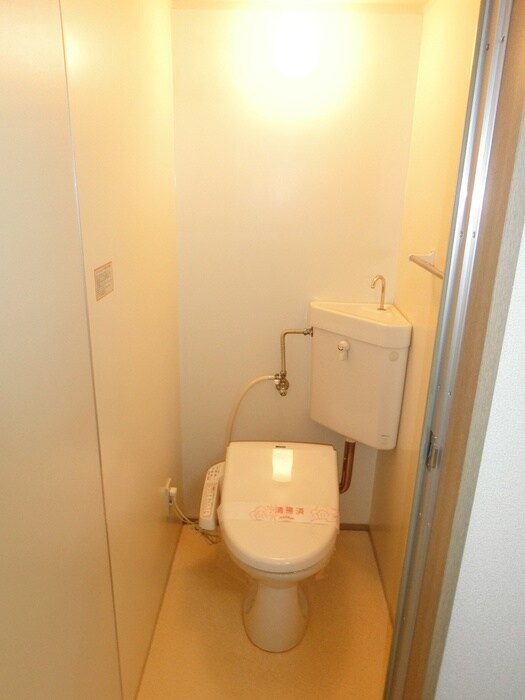 物件内観写真9　(トイレ)