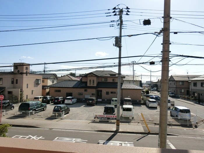 物件内観写真12　(室内からの展望)