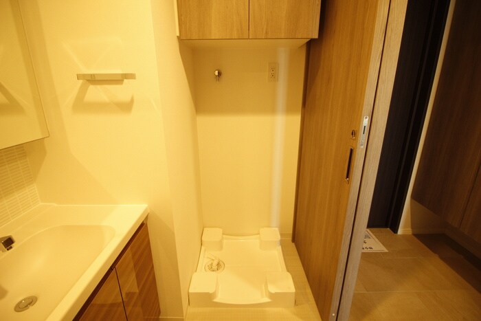 物件内観写真15　(洗濯機置場)