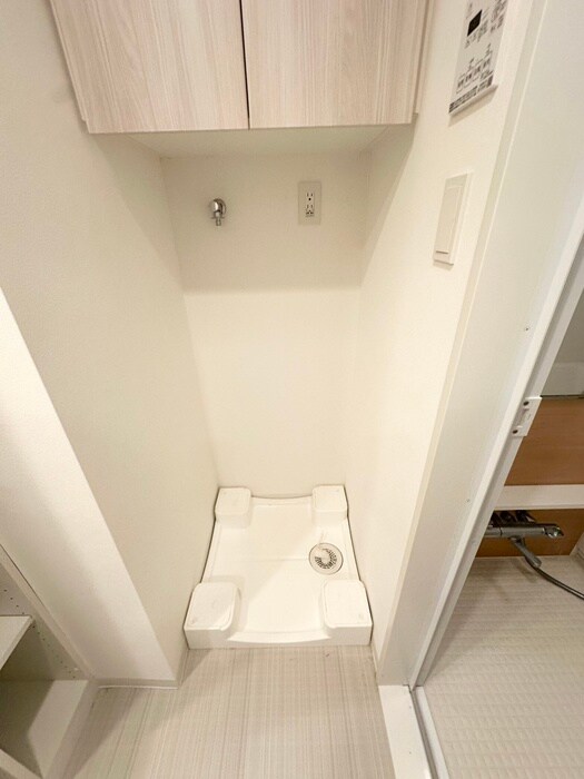 物件内観写真15　(洗濯機置場)