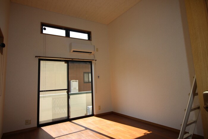 物件内観写真19　(居室)