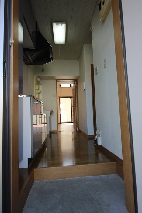 物件内観写真21　(玄関)