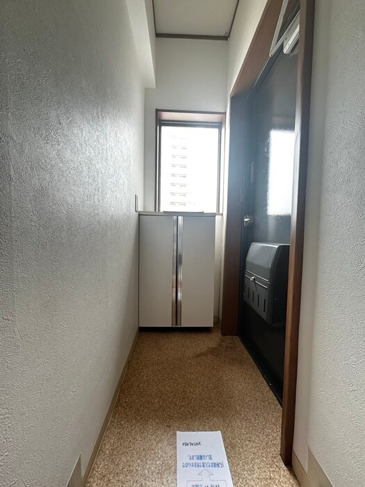 物件内観写真21　(玄関)